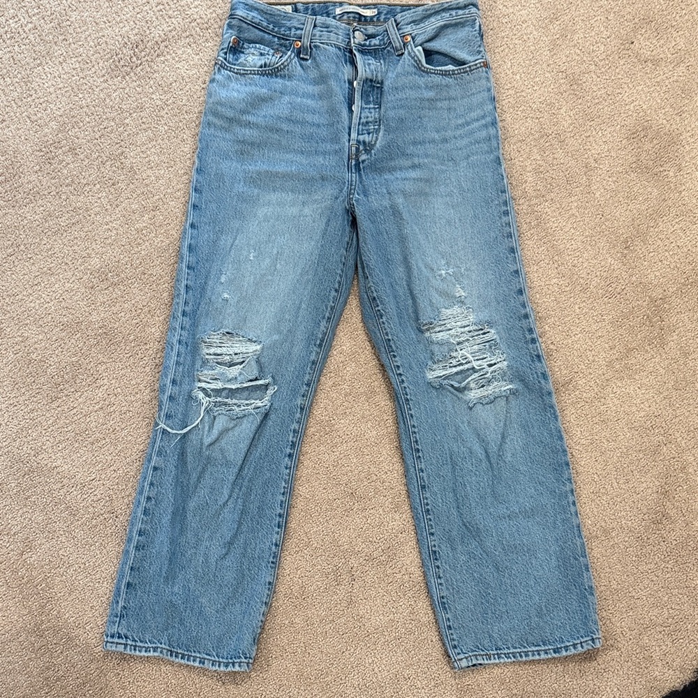 Levi's Ribcage Straight Ankle Ripped Jeans